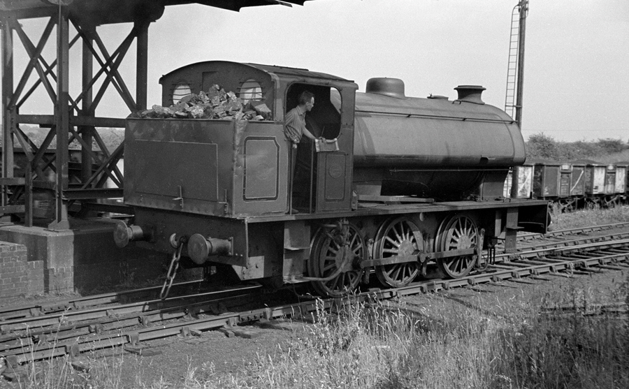 Steam locomotive at Bagworth