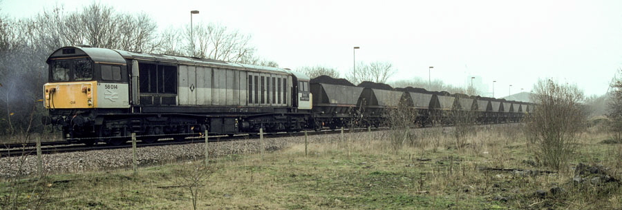 Class-58 locomotive on coal train, Asfordby Colliery