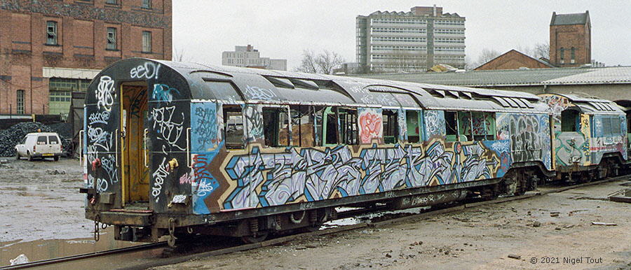 London Underground Isle of Wight train