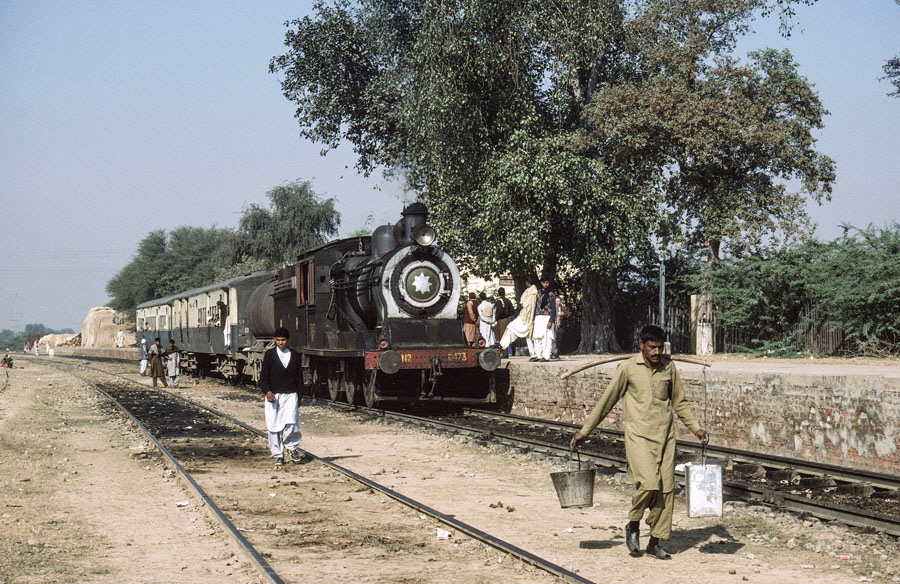 Broad gauge, oil fired, steam locomotive at Haran Pur station, Pakistan, 21st December 1993
