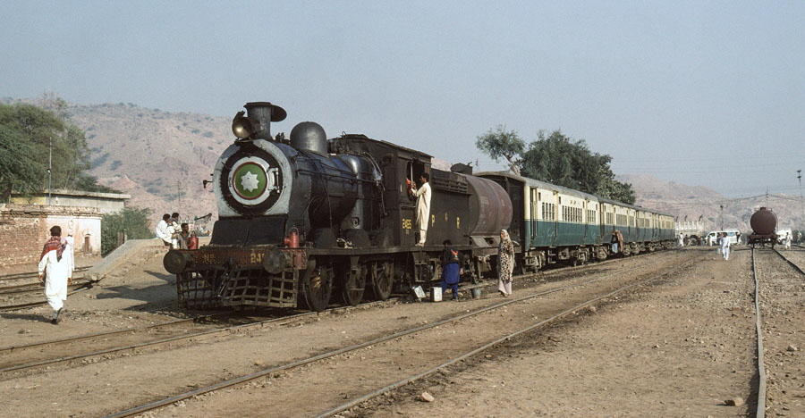 Broad gauge, oil fired, steam locomotive at Khewra, Pakistan, 21st December 1993