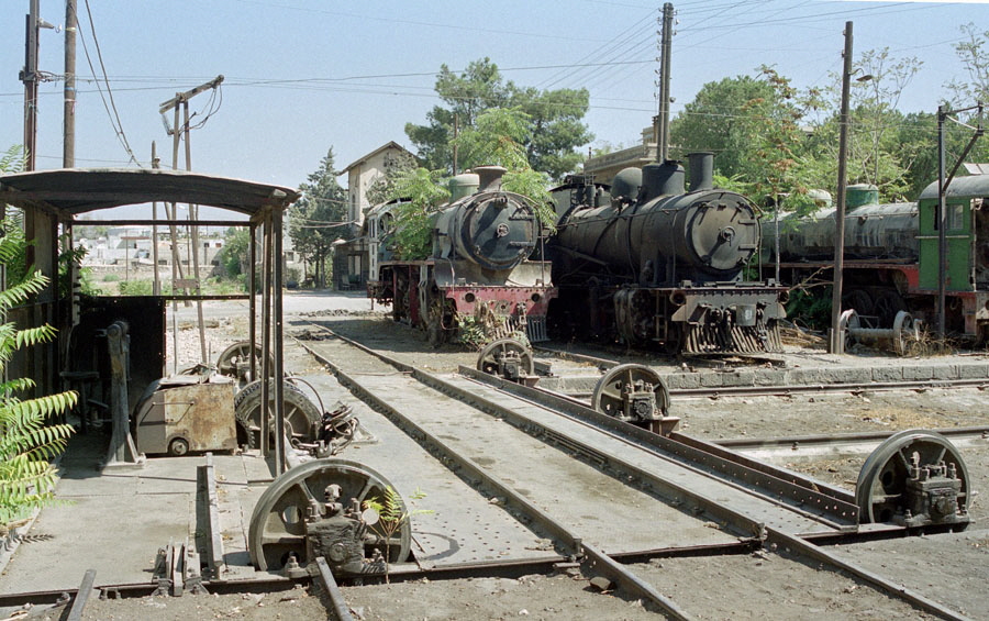 Traverser & derelict steam locomotives, Cadem Works, Damascus, Hedjaz Railway, Damascus