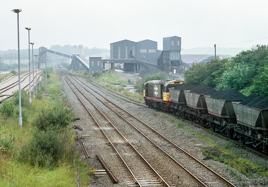 58005, merry-go-round coal train