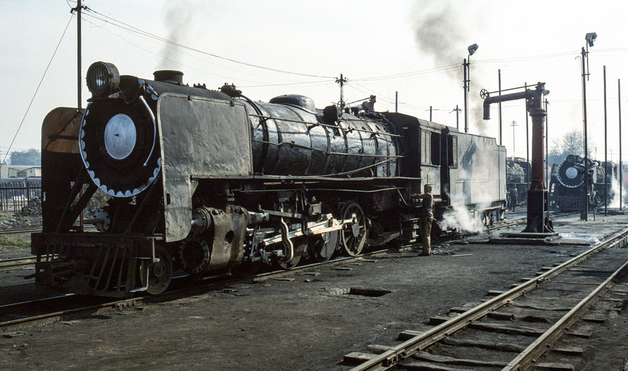 Metre gauge stem locomotive, class YG 2-8-2 4437, built by Telco (Tata Engineering and Loco Co.) in 1959, at Bareilly City locomotive shed, India, 27th December 1993