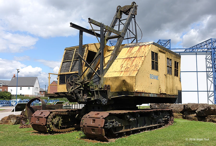 BENNIE Bucyrus excavator